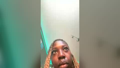 baylee_nicole18 online show from 18, 6, 2026