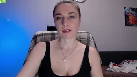 Snapshot of bb__bonami_ chatting on 6, 4, 2026 bb__bonami_ online show from 6, 4, 2026