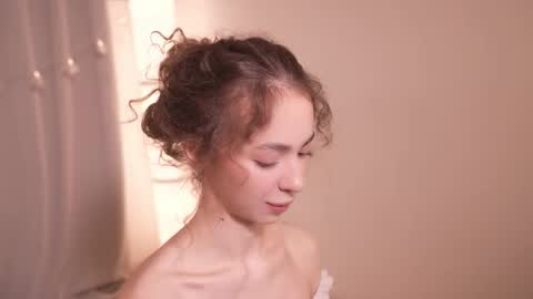  JETT  DENI  online show from 14, 12, 2025