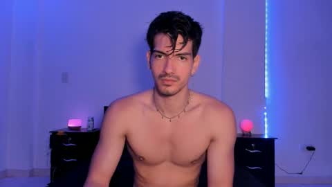 Valentino online show from 3, 1, 2025