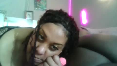 Snapshot of bbc4mythroat chatting on 18, 12, 2025 bbc4mythroat online show from 18, 12, 2025