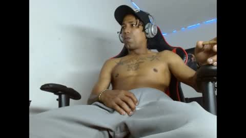 Snapshot of bbc_blaack chatting on 1, 4, 2026 bbc online show from 1, 4, 2026