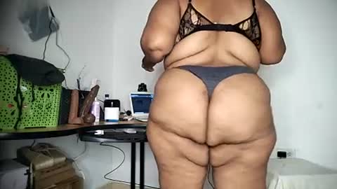 Snapshot of bbw_cindy11 chatting on 22, 7, 2026 Cindy online show from 22, 7, 2026