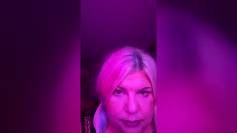 Snapshot of bbwblonde86 chatting on 4, 8, 2026 Desire online show from 4, 8, 2026