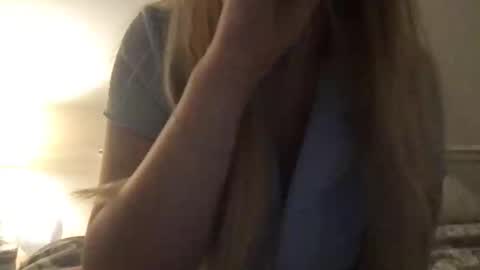 Snapshot of bbybunny0_0 chatting on 27, 4, 2026 bbybunny0_0 online show from 27, 4, 2026