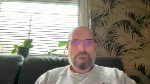 Snapshot of bcbg68 chatting on 30, 10, 2025 bcbg68 online show from 30, 10, 2025