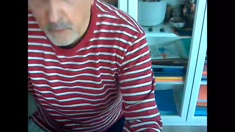 Snapshot of bcn1959 chatting on 8, 3, 2025 bcn1959 online show from 8, 3, 2025