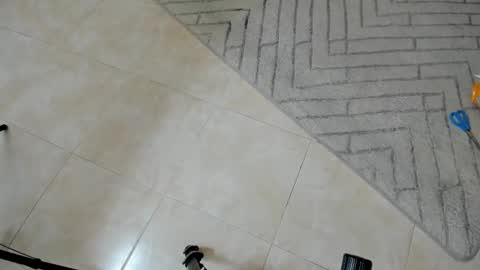 Snapshot of bdsm_meduza chatting on 4, 10, 2025 Meduza online show from 4, 10, 2025