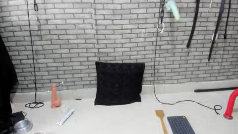 Meduza  online show from 7, 1, 2026