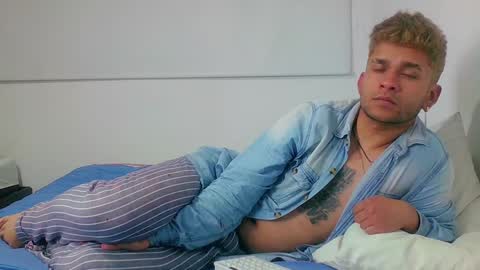 Sara  Juan online show from 28, 12, 2024