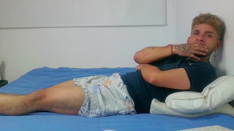 Sara  Juan online show from 29, 12, 2024