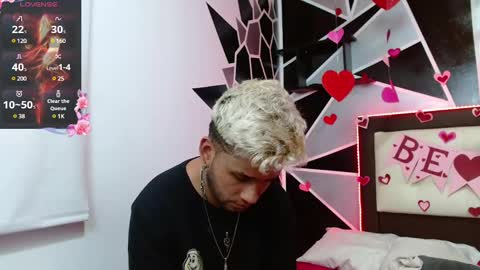 Sara  Juan online show from 18, 2, 2025