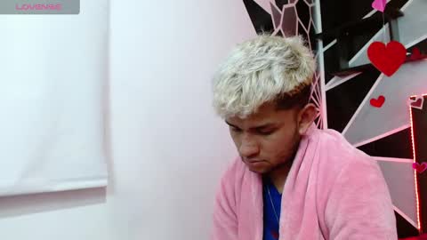 Sara  Juan online show from 27, 2, 2025