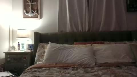 Snapshot of beach_bunny69 chatting on 12, 5, 2026 Emma online show from 12, 5, 2026