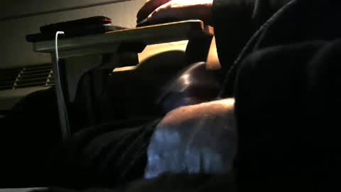 bear4146 online show from 11, 1, 2025