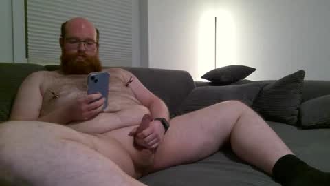 Snapshot of bear798 chatting on 16, 12, 2025 bear798 online show from 16, 12, 2025