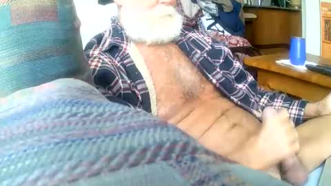 Snapshot of beardbushy chatting on 26, 1, 2025 beardbushy online show from 26, 1, 2025