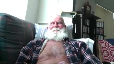 beardbushy online show from 10, 5, 2026