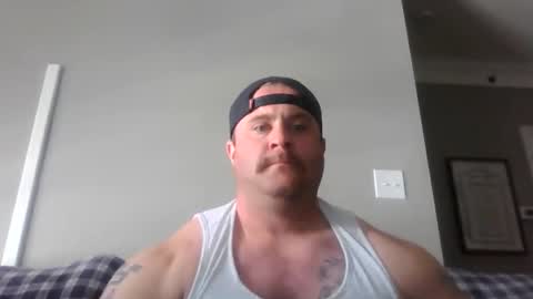 Snapshot of bearded4urpleasure chatting on 1, 5, 2026 bearded4urpleasure online show from 1, 5, 2026
