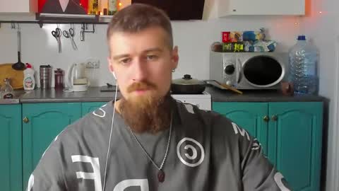 Snapshot of bearded_legend chatting on 29, 12, 2024 Zeus online show from 29, 12, 2024