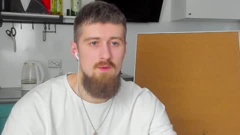 Snapshot of bearded_legend chatting on 14, 2, 2025 Zeus online show from 14, 2, 2025