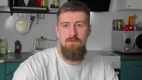 Snapshot of bearded_legend chatting on 28, 2, 2025 Zeus online show from 28, 2, 2025