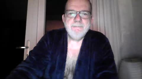 Snapshot of beardman916444 chatting on 24, 1, 2025 Beardman online show from 24, 1, 2025