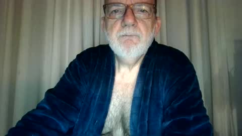 Snapshot of beardman916444 chatting on 21, 11, 2025 Beardman online show from 21, 11, 2025