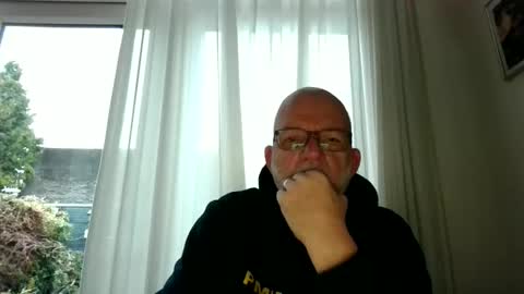 Snapshot of beardman916444 chatting on 23, 11, 2025 Beardman online show from 23, 11, 2025