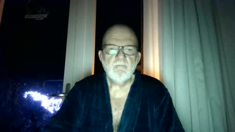 Snapshot of beardman916444 chatting on 20, 12, 2025 Beardman online show from 20, 12, 2025