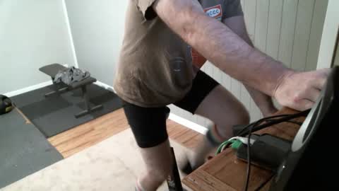 Snapshot of bearfer chatting on 16, 3, 2026 bearfer online show from 16, 3, 2026