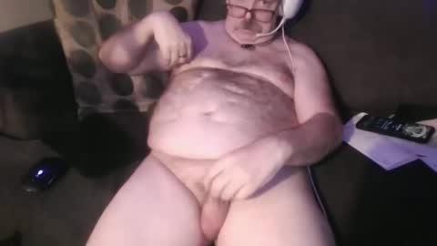 Snapshot of bearpig56 chatting on 7, 3, 2026 Pig Bear online show from 7, 3, 2026