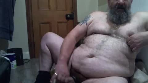 Snapshot of bearsteve75 chatting on 8, 1, 2026 bearsteve75 online show from 8, 1, 2026