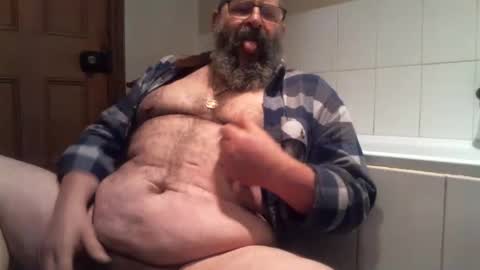 Snapshot of bearsteve75 chatting on 1, 4, 2026 bearsteve75 online show from 1, 4, 2026