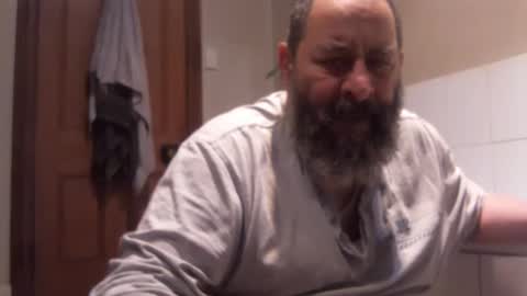 Snapshot of bearsteve75 chatting on 12, 4, 2026 bearsteve75 online show from 12, 4, 2026