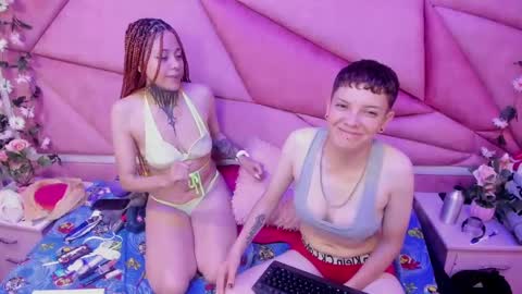 Beata And SofI online show from 10, 1, 2025