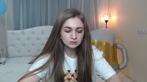 Snapshot of beataangel chatting on 17, 9, 2025 beataangel online show from 17, 9, 2025