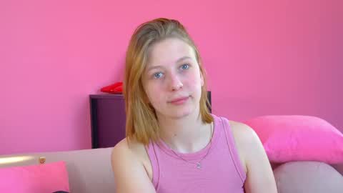 Snapshot of beatricebinoche chatting on 14, 3, 2026 Beatrice online show from 14, 3, 2026