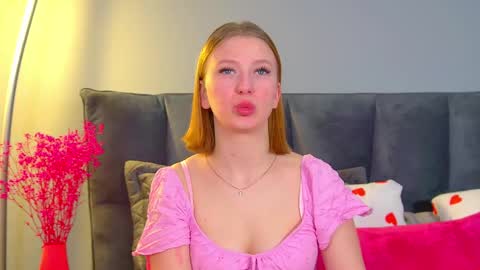 Snapshot of beatricebinoche chatting on 18, 3, 2026 Beatrice online show from 18, 3, 2026