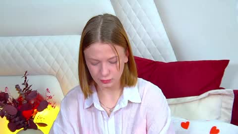 Snapshot of beatricebinoche chatting on 24, 3, 2026 Beatrice online show from 24, 3, 2026