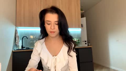 Katie online show from 25, 10, 2025