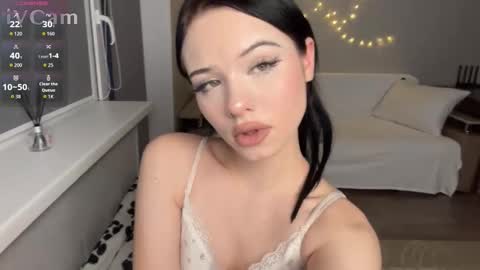 Snapshot of beatricemoonlight chatting on 28, 11, 2025 My name is Beatrice Like my broadcast pls 3 online show from 28, 11, 2025