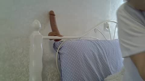 BeatriceTender online show from 25, 2, 2025