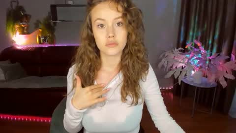 Snapshot of beatricewild chatting on 24, 4, 2026 BeatriceWild online show from 24, 4, 2026