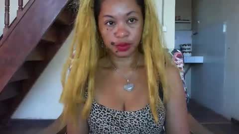 Snapshot of beaute_choco chatting on 12, 4, 2026 Eva online show from 12, 4, 2026