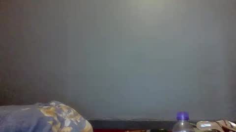 Snapshot of beautie699392 chatting on 21, 2, 2025 Lil stunner online show from 21, 2, 2025