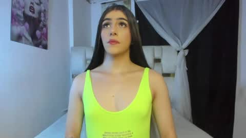 Snapshot of beautiful_doll888 chatting on 5, 4, 2026 Valeria online show from 5, 4, 2026