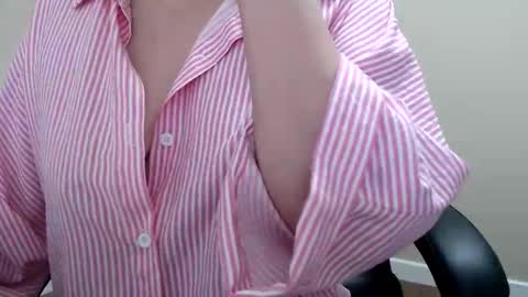 Snapshot of beauty_annyta chatting on 27, 4, 2026 beauty_annyta online show from 27, 4, 2026