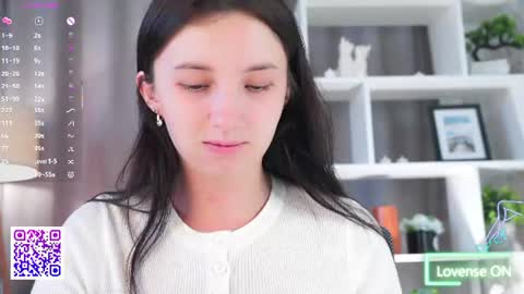Snapshot of beauty_fuel chatting on 23, 6, 2026 Polly online show from 23, 6, 2026
