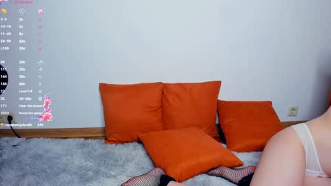 Snapshot of beauty_future chatting on 10, 1, 2025 Nicole online show from 10, 1, 2025